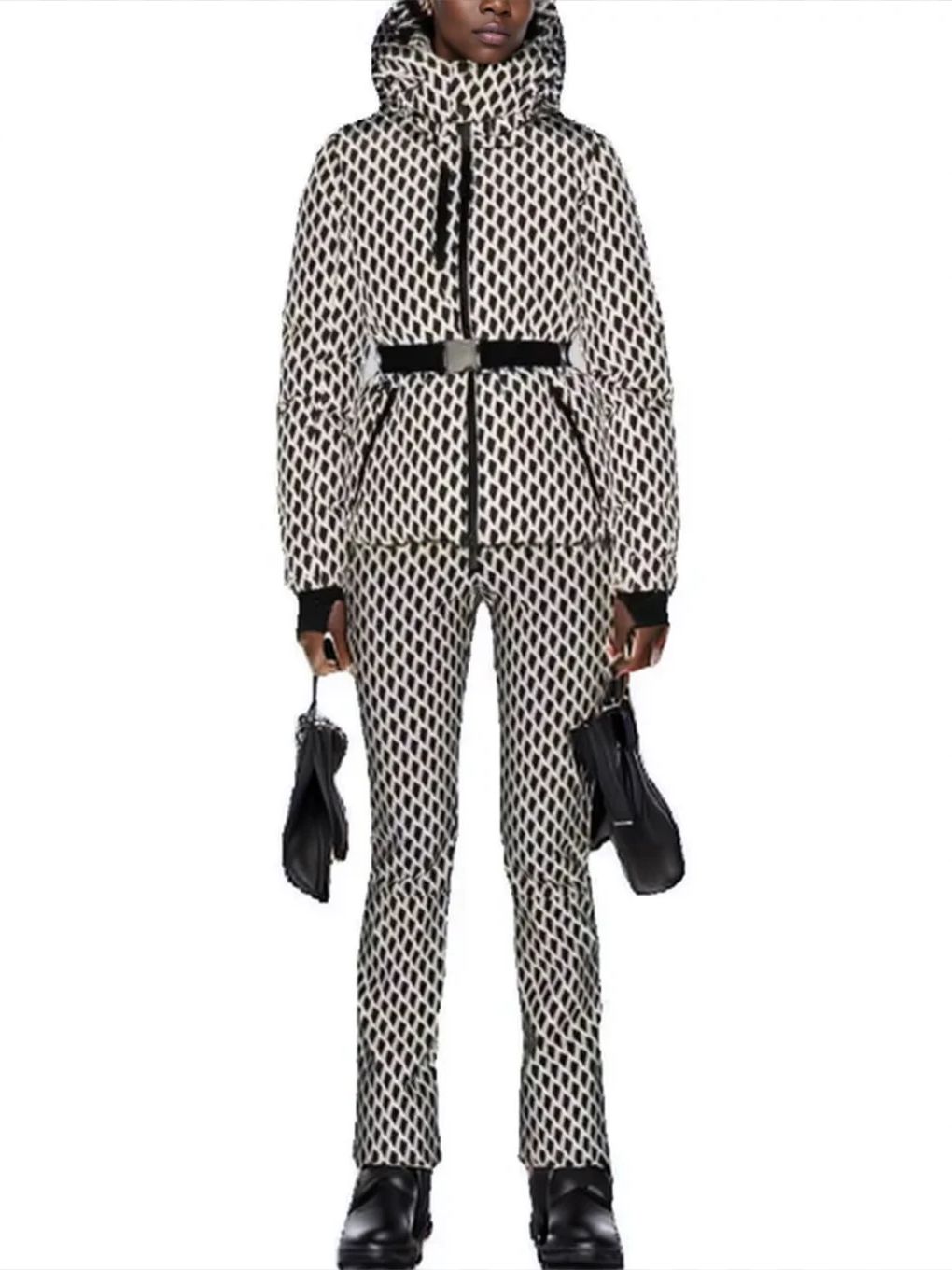 طقم شتوي نسائي لعام 2026 مكون  - مراجعة Winter Clothing Trends 2026 وسعره