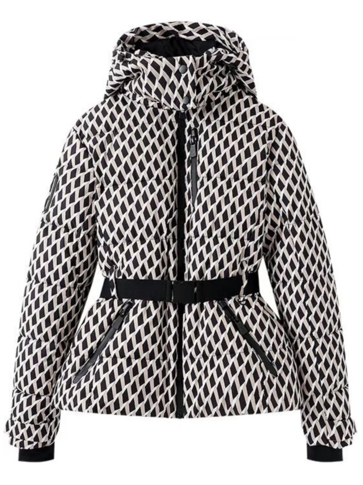 طقم شتوي نسائي لعام 2026 مكون  - مراجعة Winter Clothing Trends 2026 وسعره