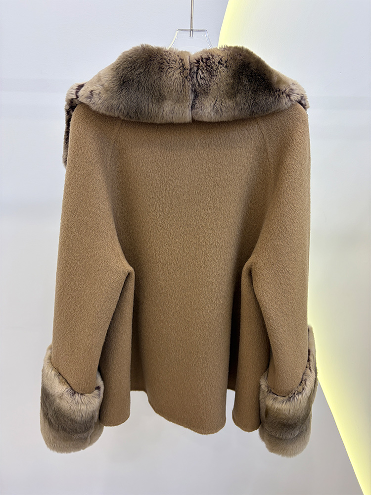 معطف شتوي نسائي 2026 من الصوف  - مراجعة Winter Clothing Trends 2026 وسعره